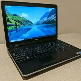 Noutbuk Dell i7