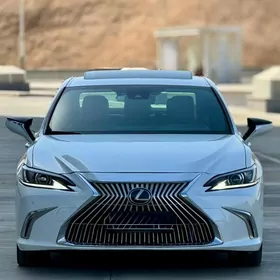 Lexus ES 350 2019