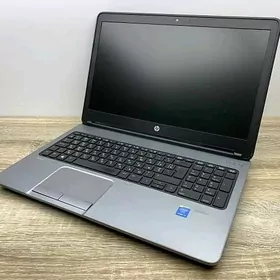 Noutbuk HP i7