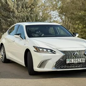 Lexus ES 350 2019