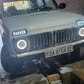 Lada Niva 2011
