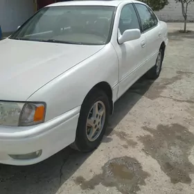 Toyota Avalon 1999