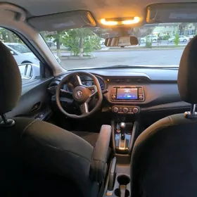 Nissan Kicks 2021