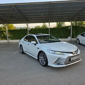 Toyota Camry 2023