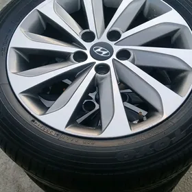 Hyundai disga teker 17.