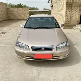 Toyota Camry 1999