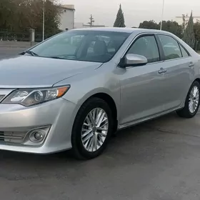 Toyota Camry 2013