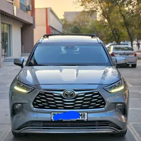 Toyota Highlander 2020