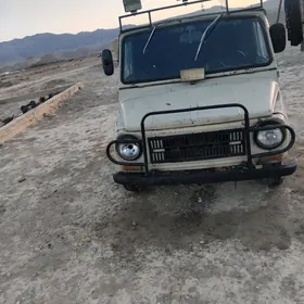 UAZ Profi 1990