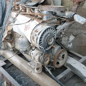 T28 dwigatel
