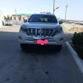 Toyota Land Cruiser Prado 2014