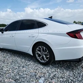 Hyundai Sonata 2021