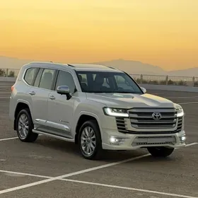 Toyota Land Cruiser 2023