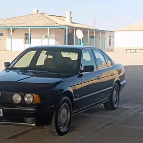 BMW 525 1992