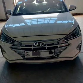 Hyundai Elantra 2019
