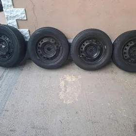 Corollo diska teker.