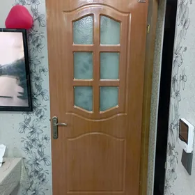 дверь