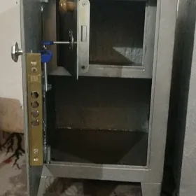 Икили сейф