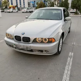 BMW E39 2002