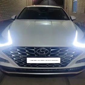 Hyundai Sonata 2022