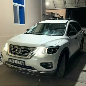 Nissan Pathfinder 2020