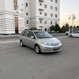 Toyota Sienna 2008