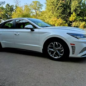 Hyundai Sonata 2021