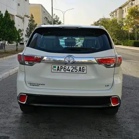 Toyota Highlander 2016
