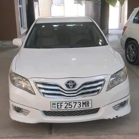 Toyota Camry 2011