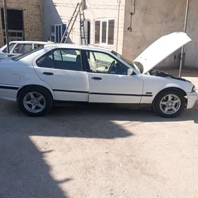 BMW 323 1994