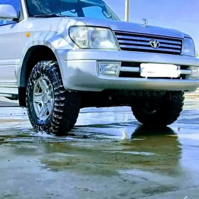Toyota Land Cruiser Prado 2002