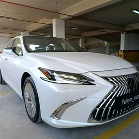 Lexus ES 350 2025