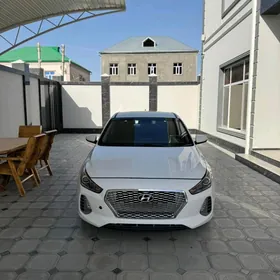 Hyundai Elantra GT 2020