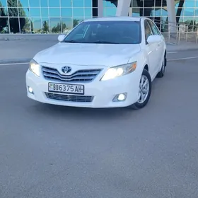 Toyota Camry 2011