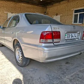 Toyota Camry 1995