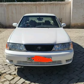 Toyota Avalon 1999