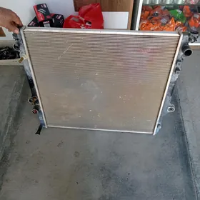 Prado  2020 Radyator