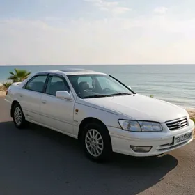 Toyota Camry 2000