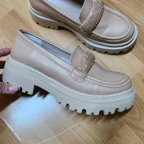 Женская обувь