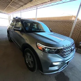 Ford Explorer 2021