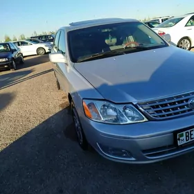 Toyota Avalon 2000