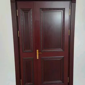 Gapy öýiň içine