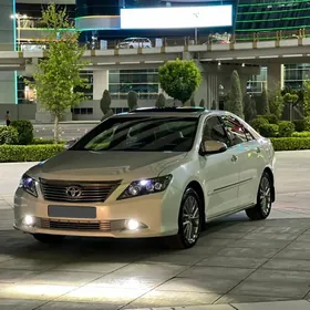 Toyota Aurion 2016