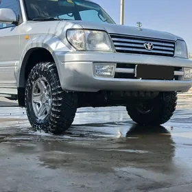 Toyota Land Cruiser Prado 2002