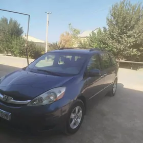 Toyota Sienna 2006