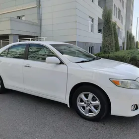 Toyota Camry 2011