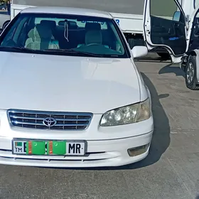Toyota Camry 1999