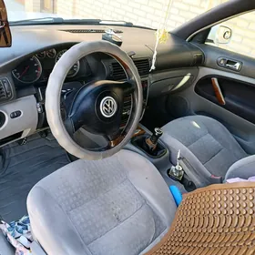 Volkswagen Passat 2002
