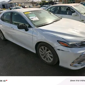 Toyota Camry 2022