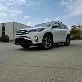 Toyota Highlander 2017